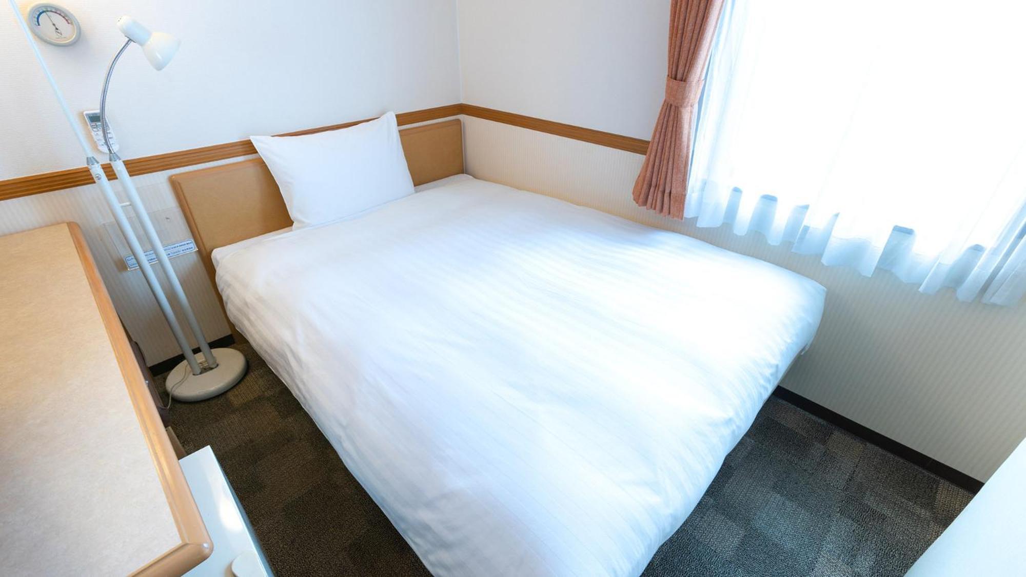 Toyoko Inn Kobe Sannomiya-Eki Higashi Room photo